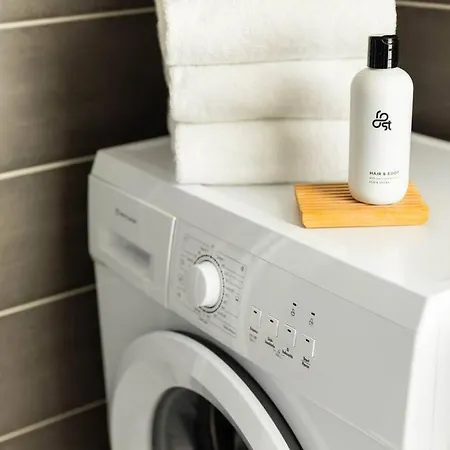 Airy And Bright One-bedroom 公寓 赫尔辛基