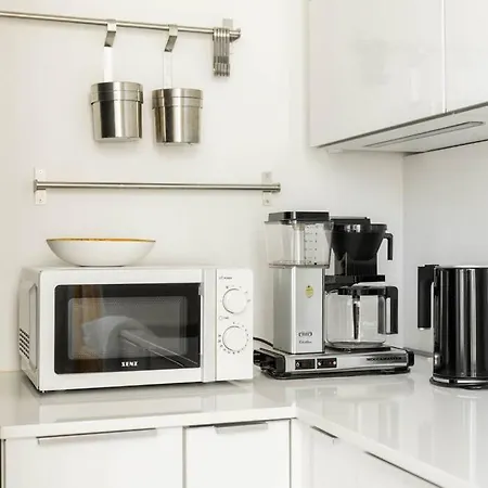 Airy And Bright One-bedroom