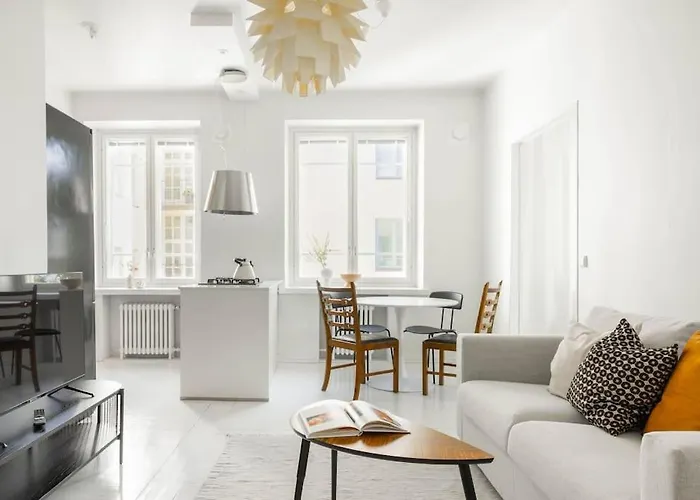 Airy And Bright One-bedroom * هلسنكي