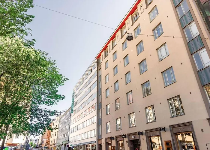 Airy And Bright One-bedroom