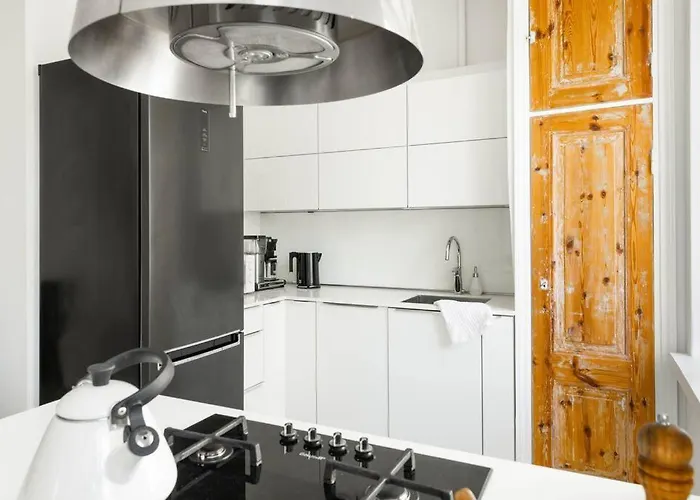 شقة Airy And Bright One-bedroom هلسنكي