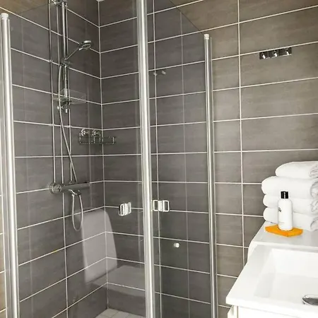 아파트 Airy And Bright One-bedroom